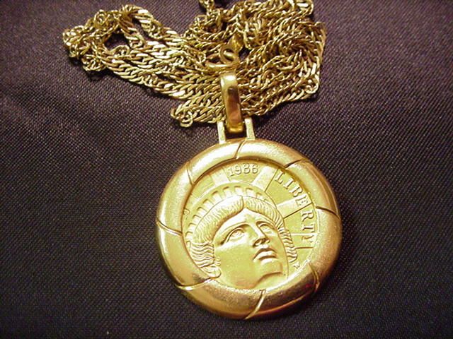 Statue-Of-Liberty-5$-Gold-Coin