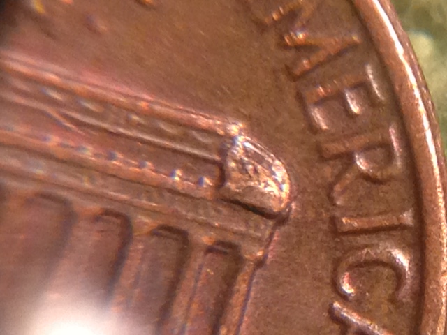 1975-P-LMC-Die-Chip-On-Memorial