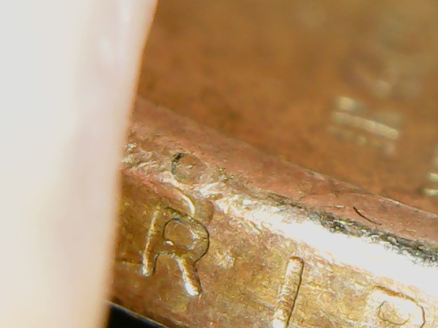 2010-D-Dollar-Coin-Not-The-President-Series-Edge-Lettering