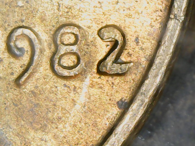 1982-Penny-Question-Weird-Looking-2-Small-Over-Large?