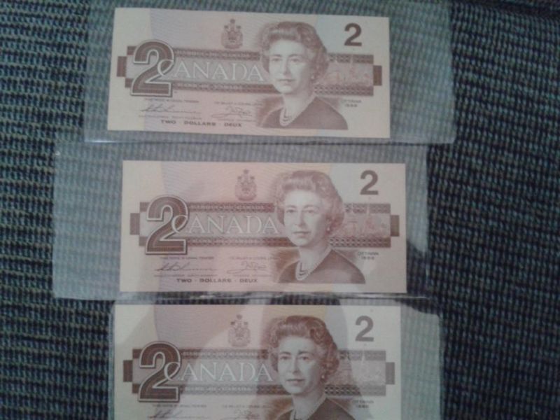 Few-More-Canada-Bank-Note-Pick-UPS