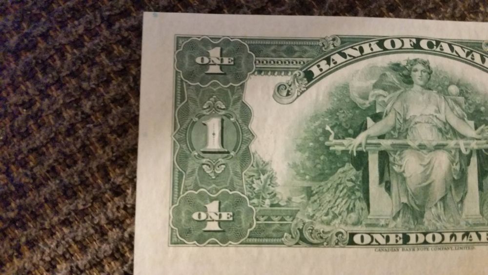 1935-Bank-Of-Canada-One-Dollar