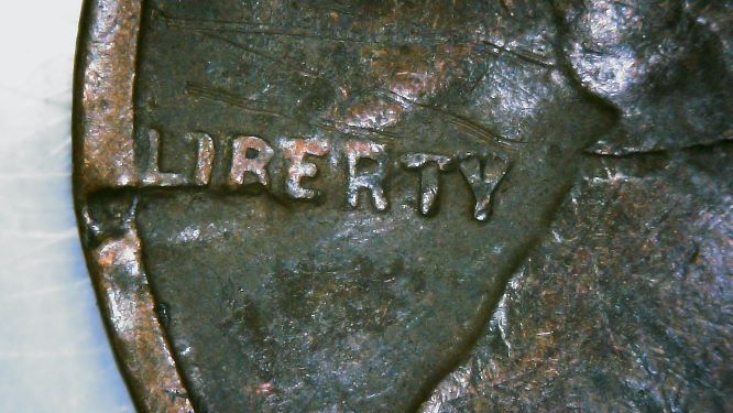 Need-Help.-1918-Penny.--Damaged-Or-Error.-Much-Appreciated.