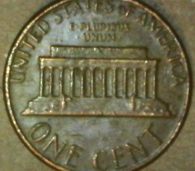 1982-D-Penny-Error-Or-Damage-?