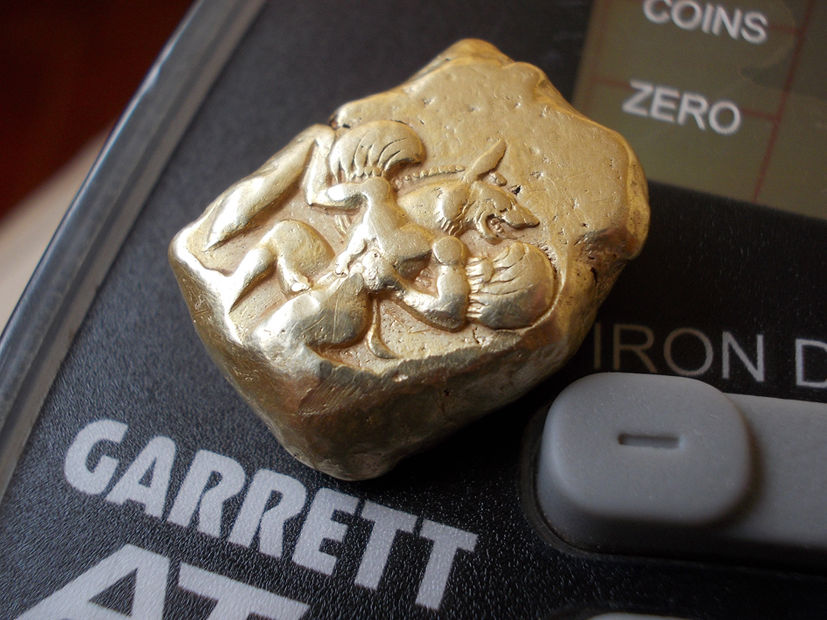 Ancient-Greek-Gold?-Modern-Reproduction?