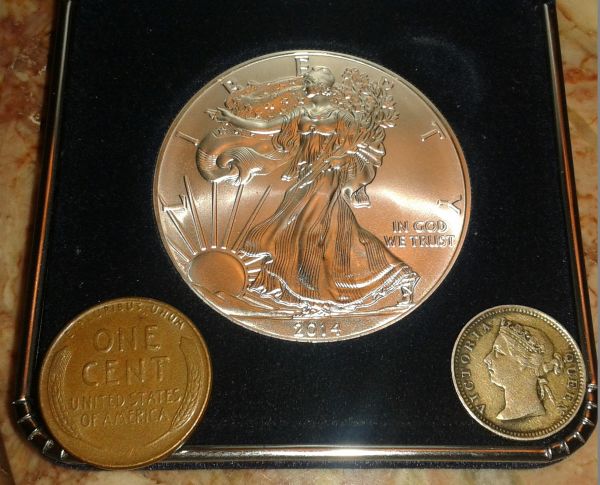 Post-Your-Smallest-And-Largest-Coin-Together