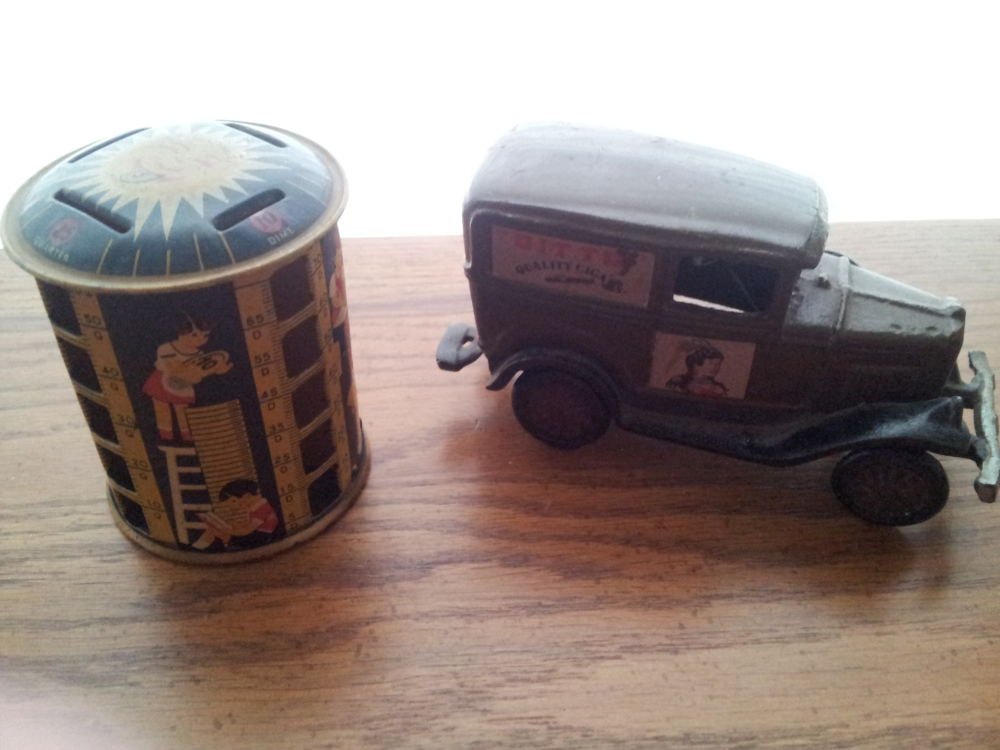 Flea-Market-And-Antique-Store-Finds.