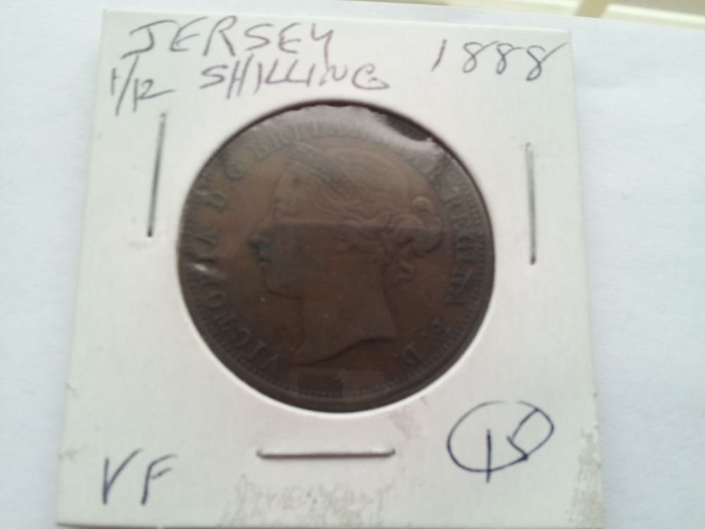 Flea-Market-And-Antique-Store-Finds.