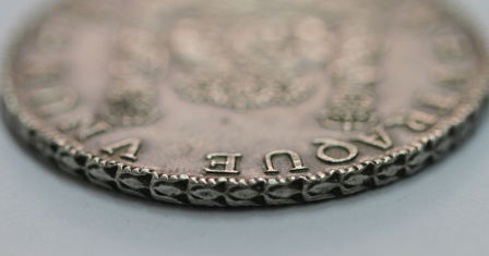 1733-Mexico-8-Reales-Mo-Mf