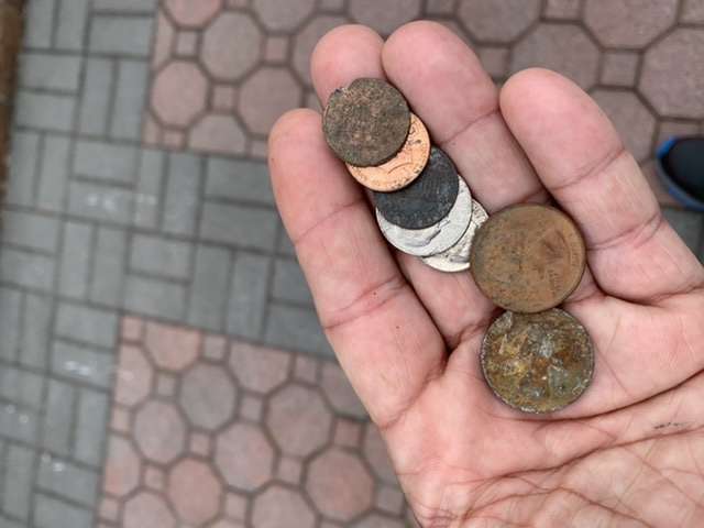 Post-Your-Stories-&-Pix-Of-Found-Money
