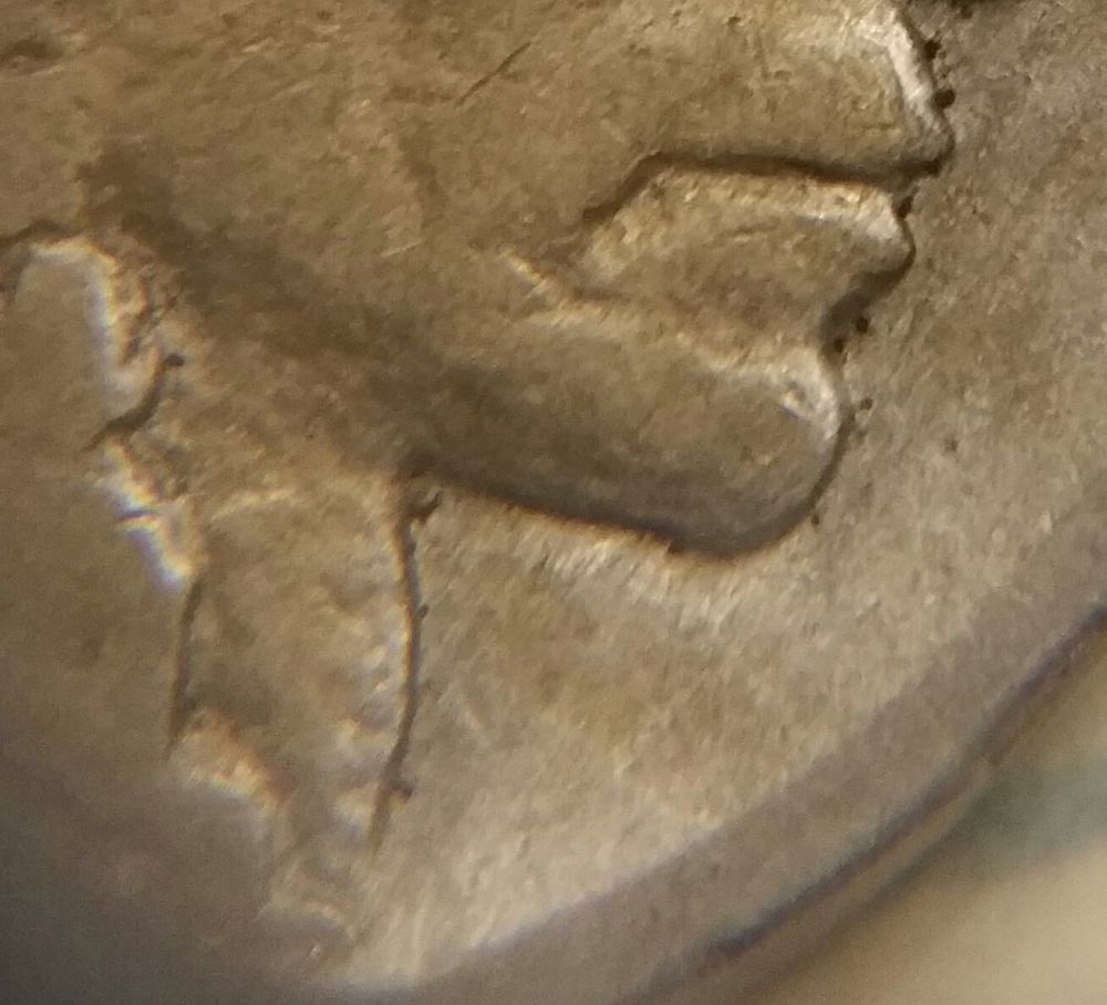 1916-Buffalo-Nickel.-Doubling-On-Lips?