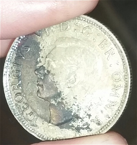 Interesting-Toning-For-1943-Two-Shilling
