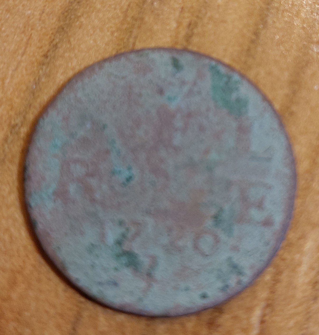 1720-S-Token?-Coin-With-2-Lions-In-Shield-And-A-Crown-On-Top