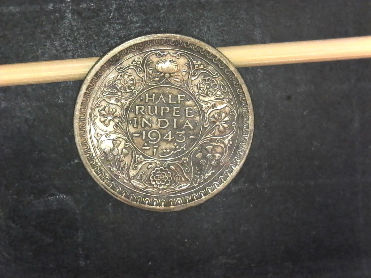 Need-Some-Help-With-This-1943-1/2-Rupee
