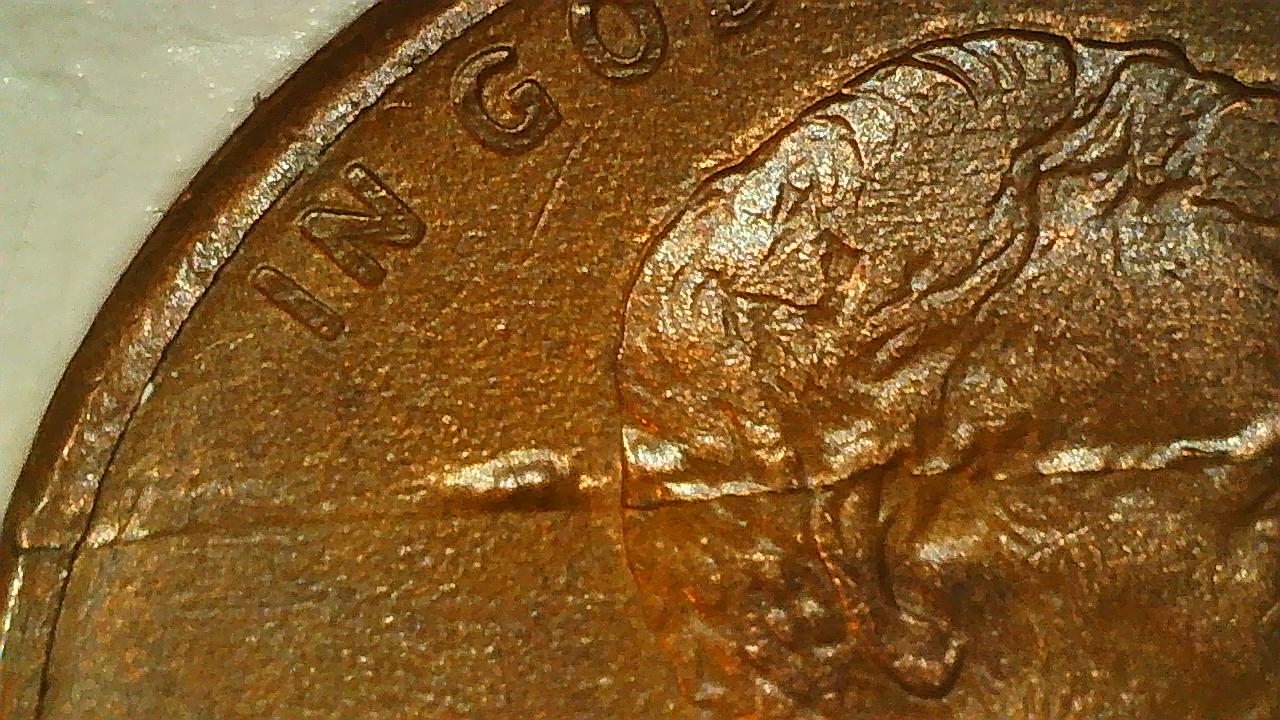 1-St-One-Is-A-1992-D-Penny-With-Die-Break-Looks-Like-A-Splitting-Headache