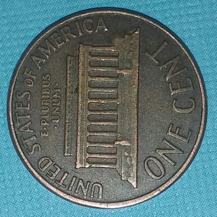 Please-Tell-Me-About-This-1960-D-Penny,-Has-Odd-Marks.