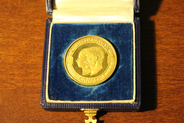 1927-60th-Anniversary-Confederation-Medal-W/Original-Case