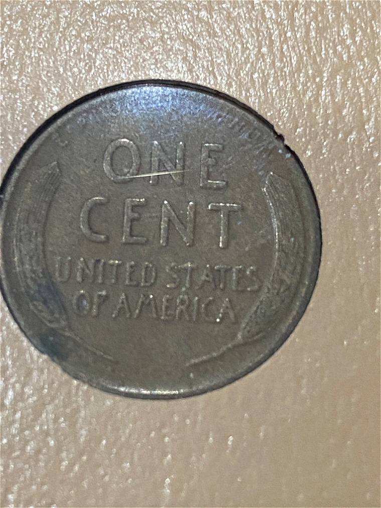 1915-D-With-Line-Above-Liberty-Die-Chip-Or-Crack