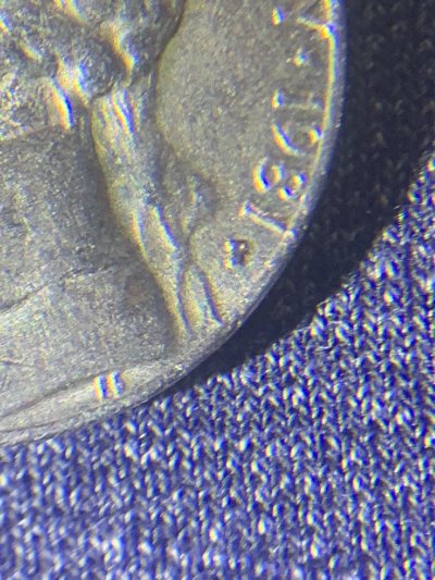 1981---P-Nickel-W/-Strange-Mint-Mark