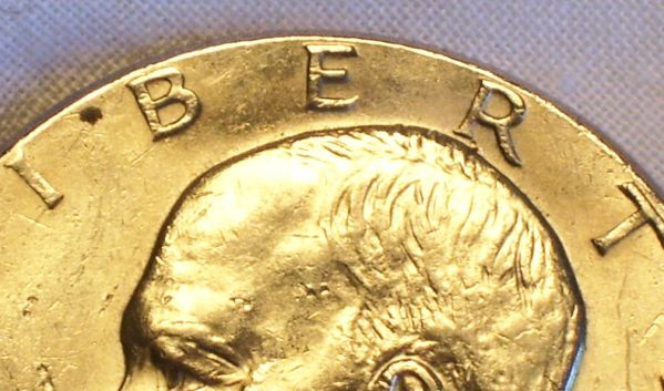 1977-D-Eisenhower-Dollar-Off-Center?