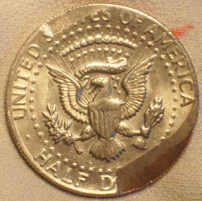 1983-P-Kennedy-Half-Dollar-Mad-Clash-Double-Clipped-Or-PMD?