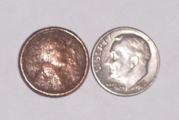 Unusual-Dime-Sized-1998-Wheat-Cent