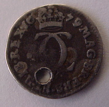 Small-Silver-Coin-1679-ID
