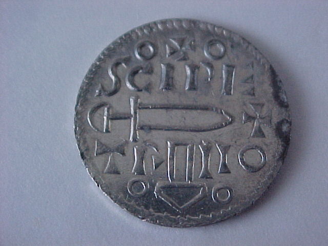 Scripe-With-A-Roman-Short-Sword-ID