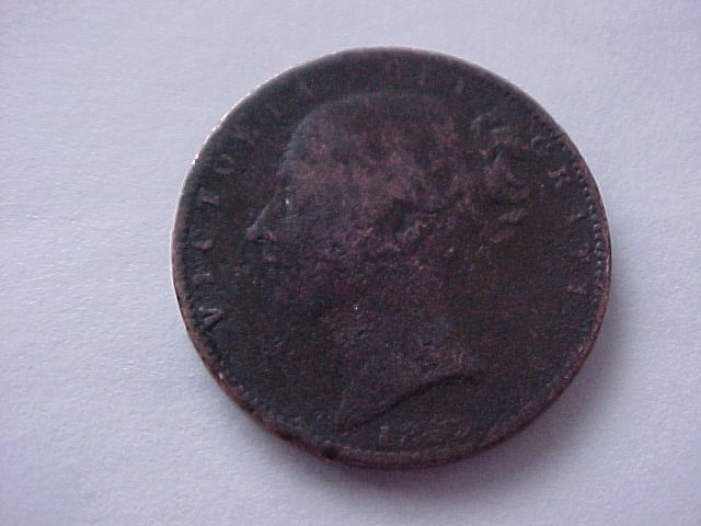 British-Farthing-Queen-Victoria-18xx,-Guessamate-Date?