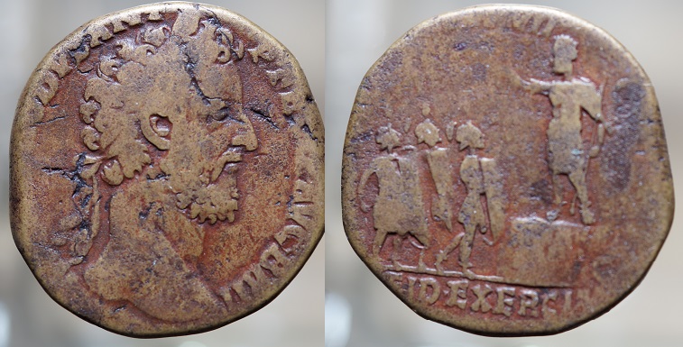 Commdus-With--Three-Soldiers-Sestertius
