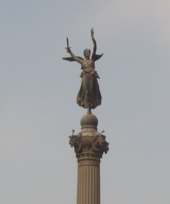 Post-Your-Coins-And-Medals-That-Depict-A-Statue