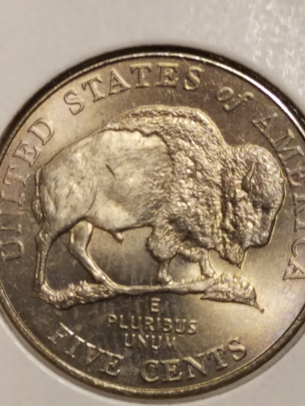 2005-Nickel-With-Die-Cracks