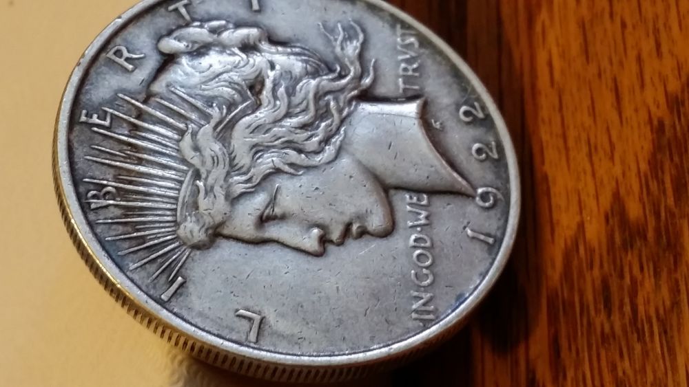 1922-Peace-Dollar-Found-In-Key-Chain