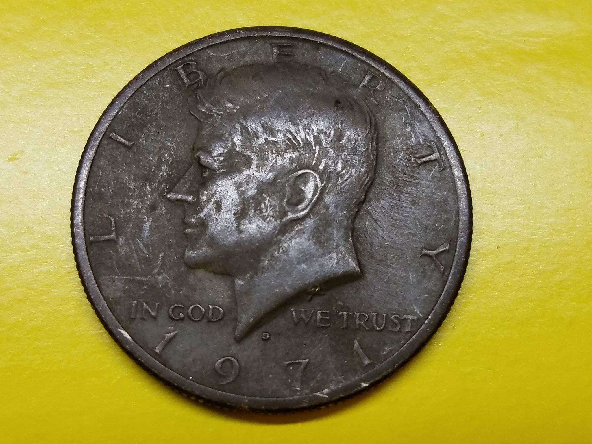 Does-This-Look-To-Be-A-Missing-Clad-1971-Half-Dollar-?
