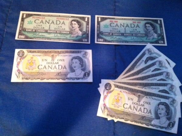 Well-Here-You-Have-It!-My-Banknote-Collection-Leave-Feedback