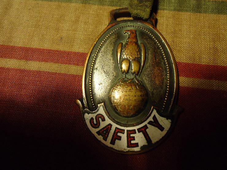 Mystery-Medal