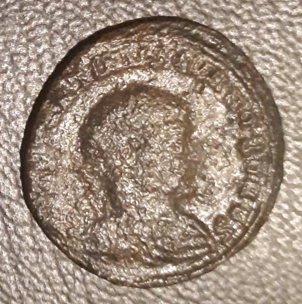 Unattributed-Coin-8/30---Constantine-II?-As-Caesar