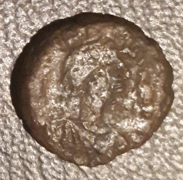 Unidentified-Coins-11/30-And-12/30---5th-Century-Ae4?