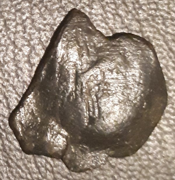 Unidentified-Coin-16/30---Byzantine-Ae-Trachy?