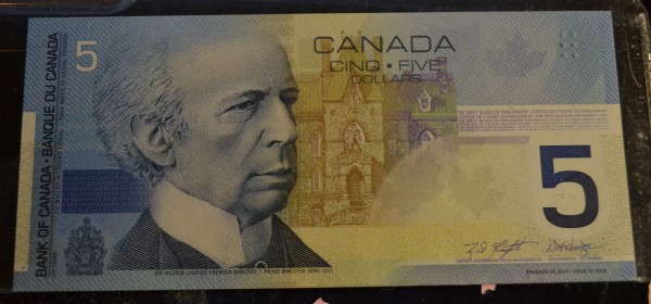 Early-2002-5-Dollar?