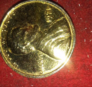 I-Think-I-May-Have-Found-A-Very-Rare-1971-Zinc-Type-Penny-Error