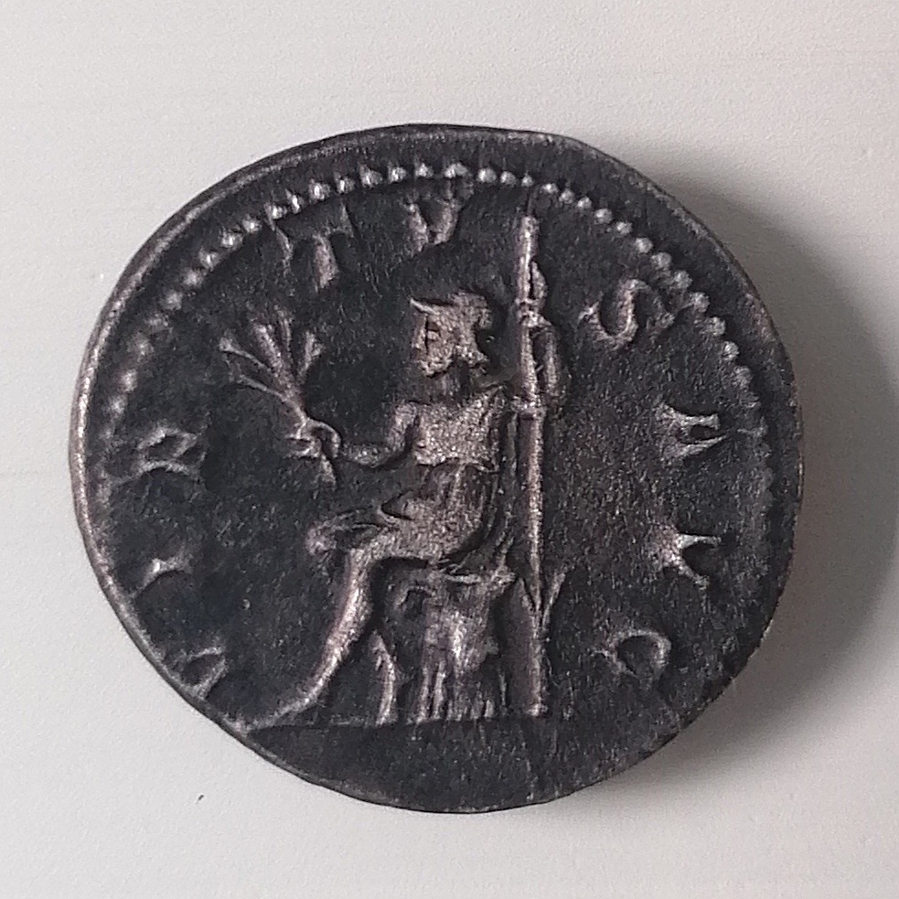 Roman-Antoninianus---Which-Version-Is-Preferable?
