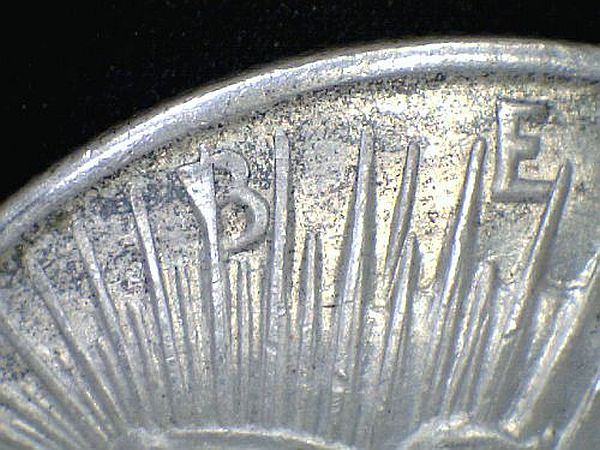 1922-Peace-Dollar-For-Gradeing