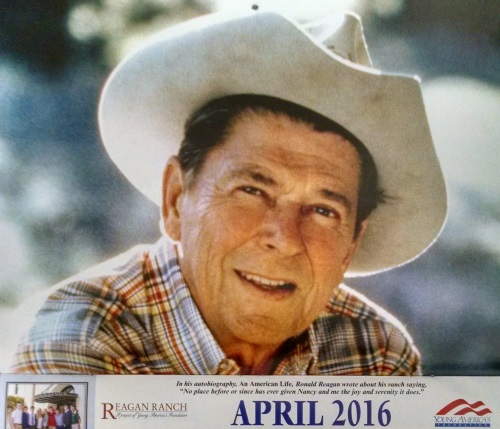 Ronald-Reagan-Dollar-Coin-Photos