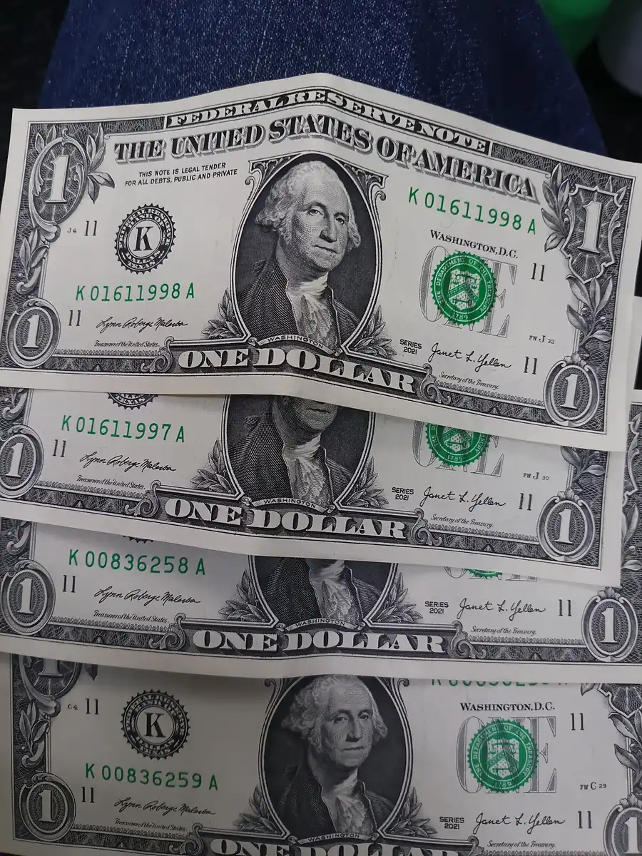 Hello-Everyone-I'm-New-To-This-And-Wanted-To-Know-If-These-Dollar-Bills-Are-Worth-Keeping