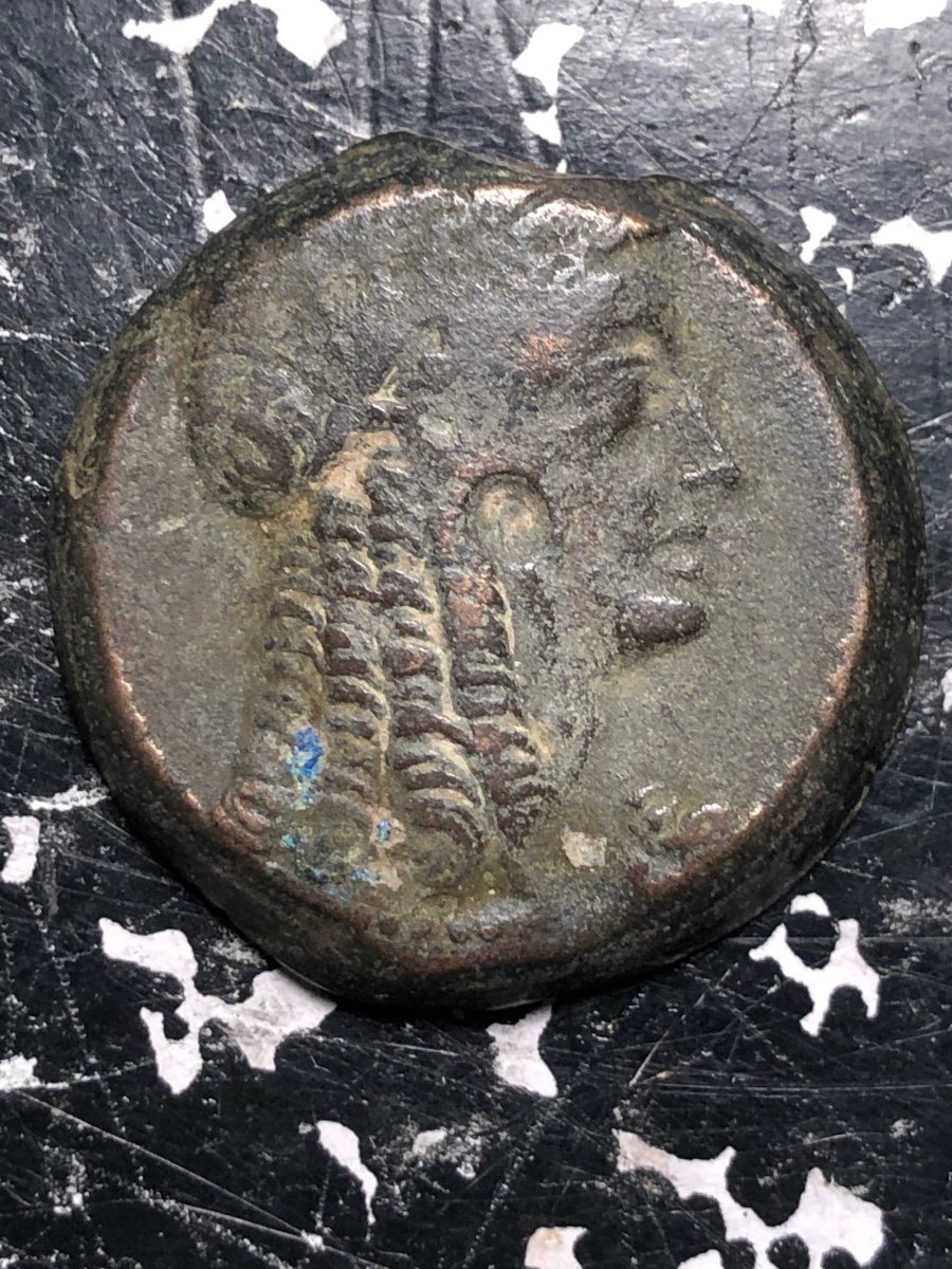 Ptolemaic-Egypt-Ae-Isis-17.48-G-26.7mm
