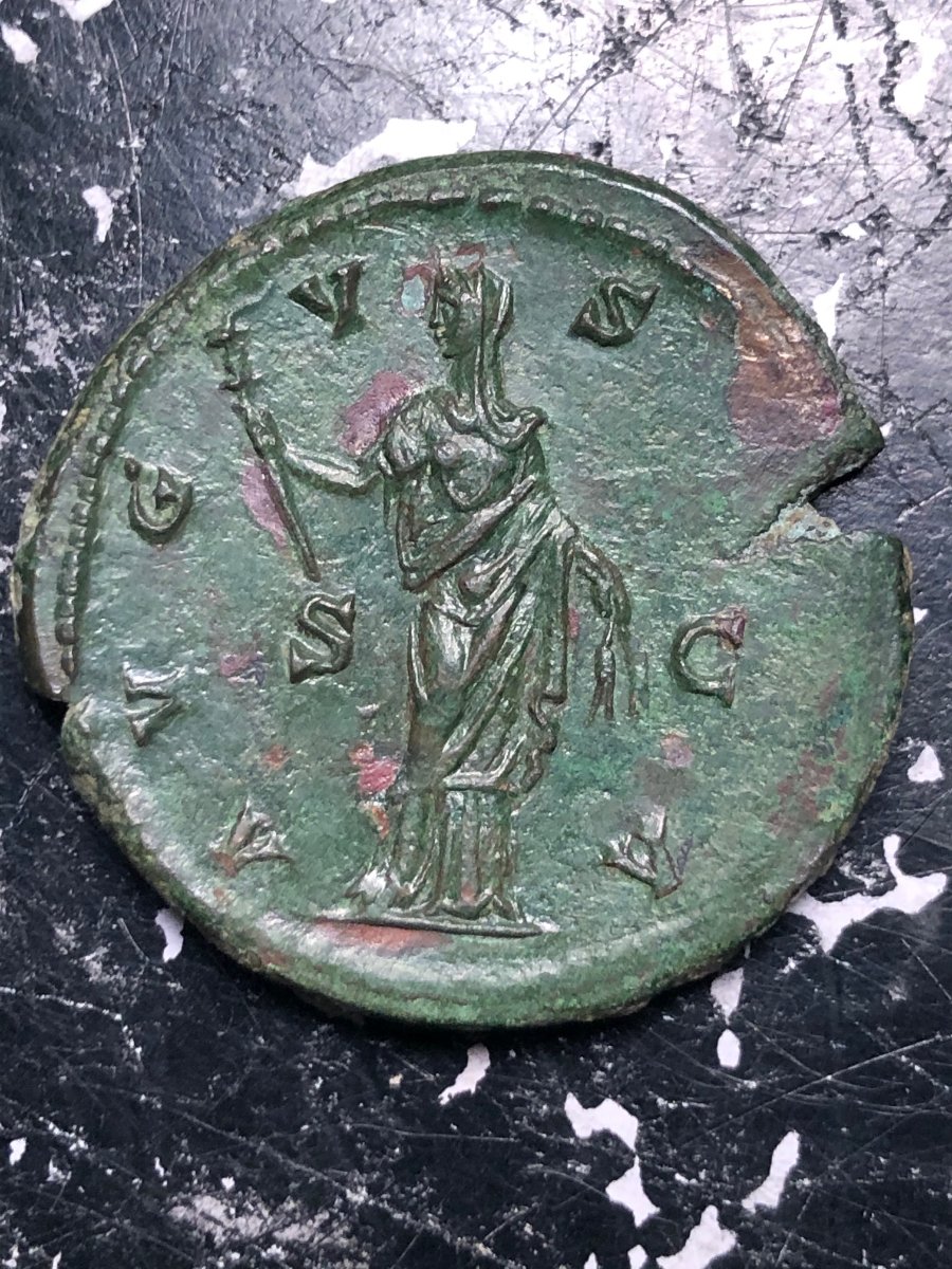 Ancient-Rome-Faustina-Ae-15.37-G-29.3mm