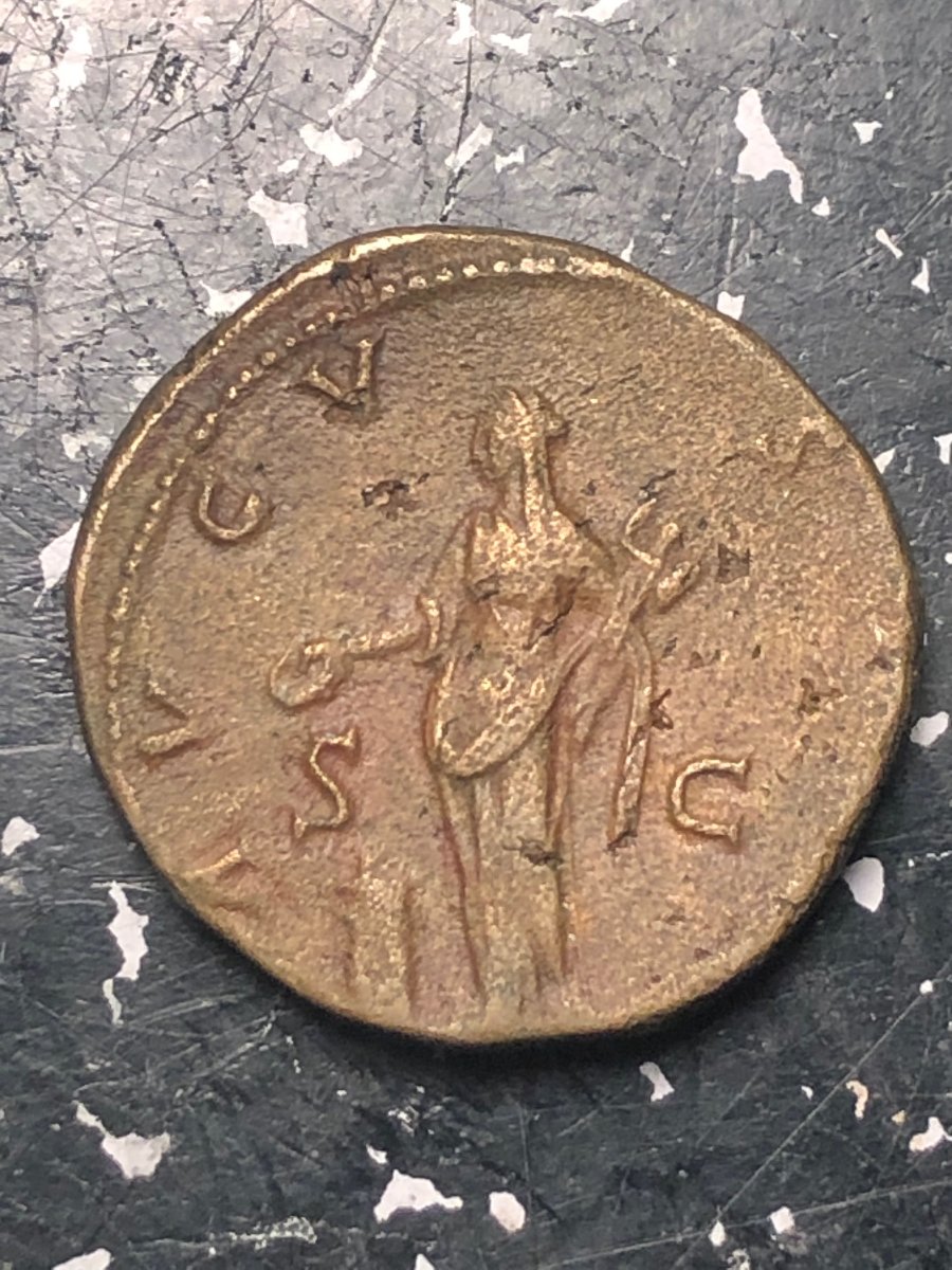 Ancient-Rome-Diva-Faustina-Ae-Sestertius?-21.27-Grams-28.9mm