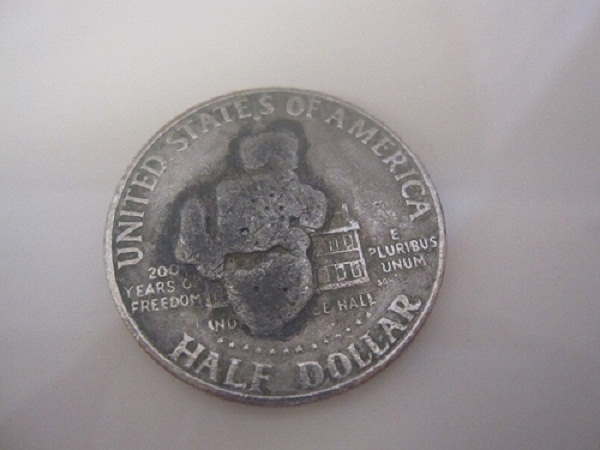 1976-Kennedy-With-Big-Blob-On-Reverse?
