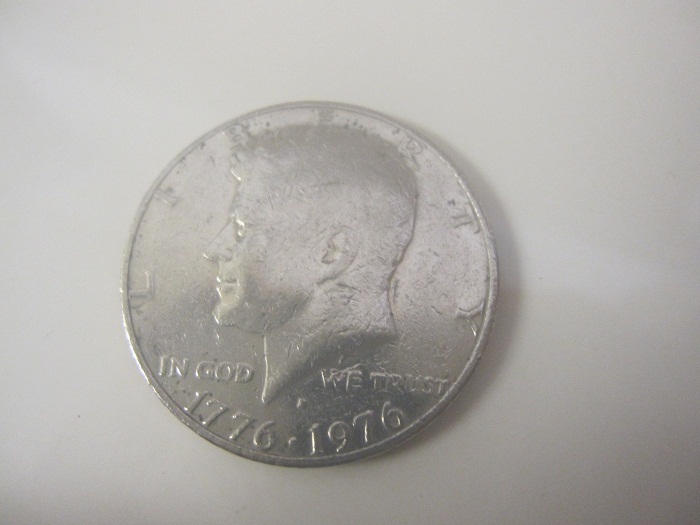 1976-Kennedy-With-Big-Blob-On-Reverse?